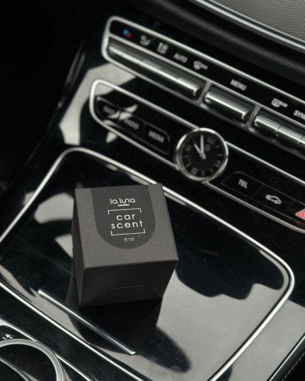 zapach do samochodu tobacco & vanilla 8ml elegancki tytoń z wanilią.jpg