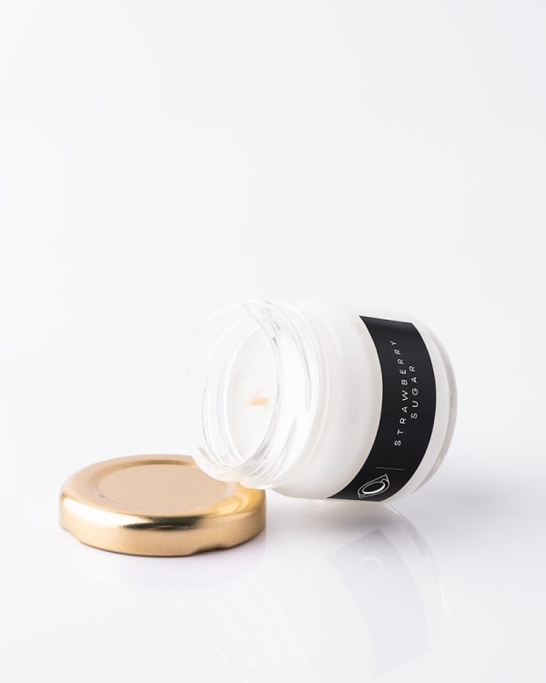 naturalna świeca sojowa słodka strawberry sugar 40ml