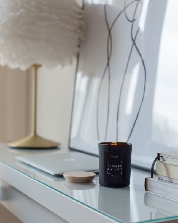 Naturalna świeca sojowa waniliowa Tobbaco & Vanilla 200ml