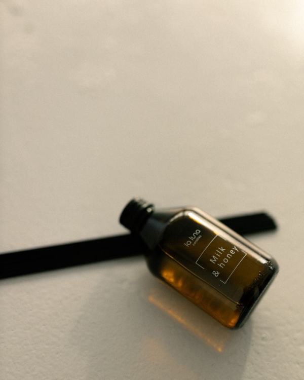 Dyfuzor zapachowy miodowy "Milk & Honey" 150ml